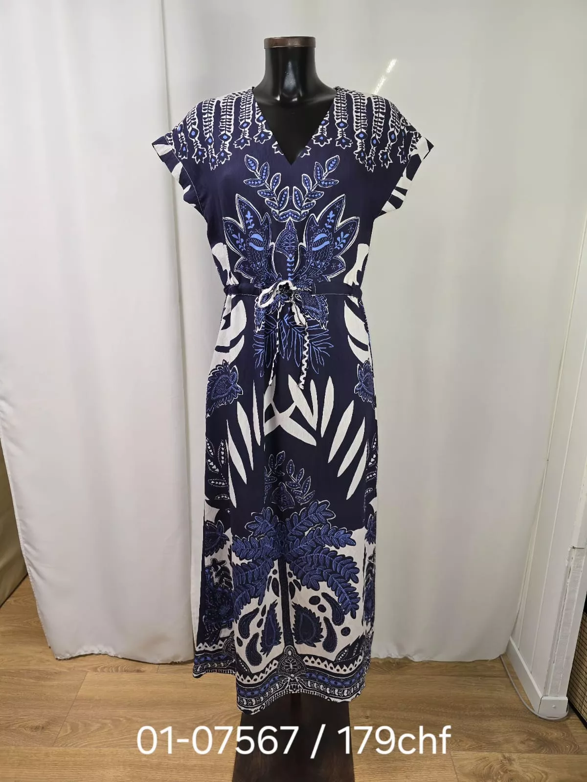 FJ-RO-DAVANE-P Robe