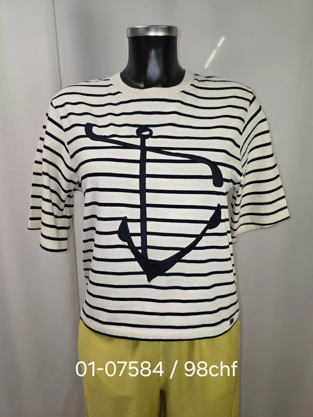 MEDINA-688RAG T-shirt