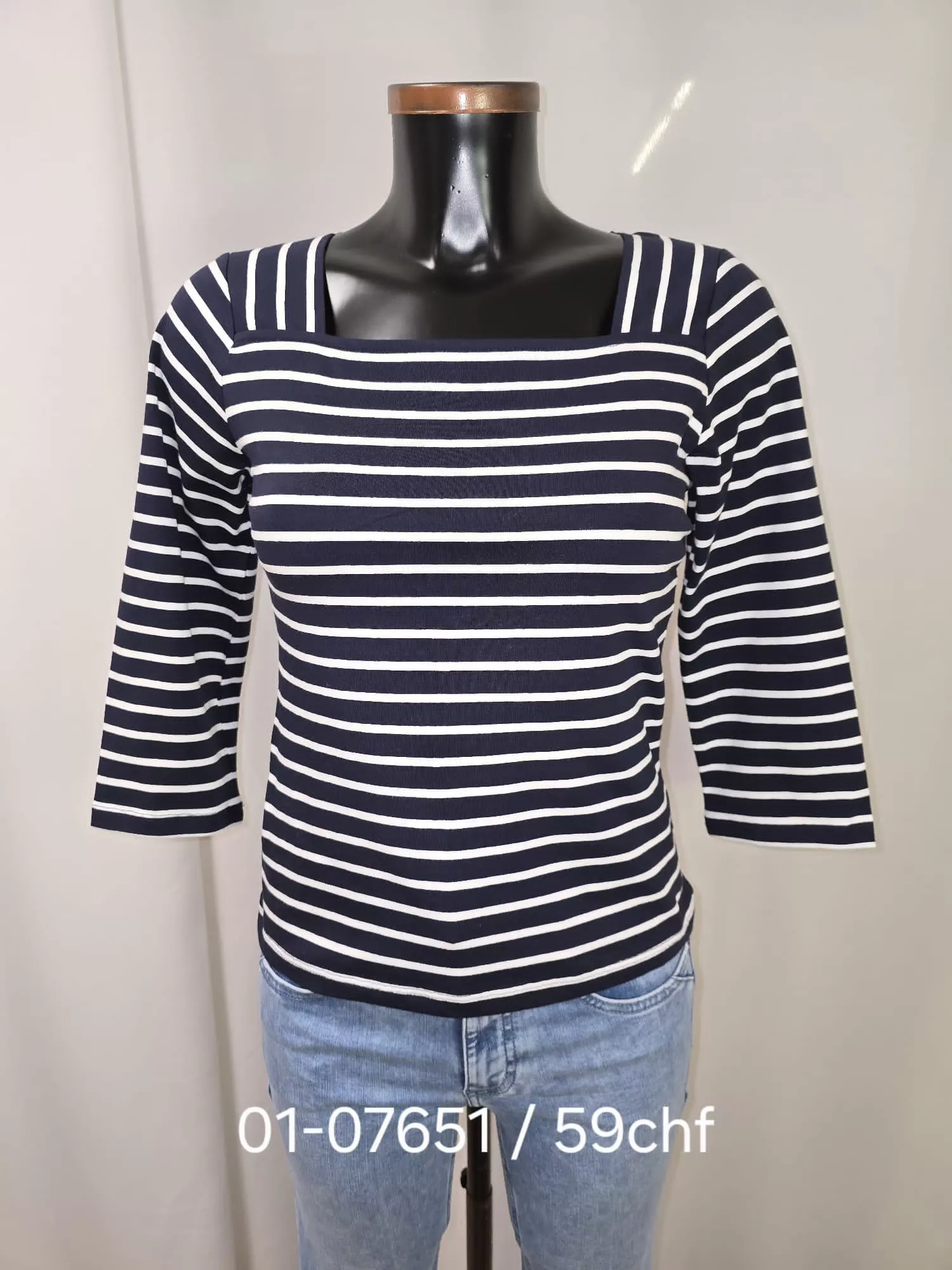 2159858 T-Shirt
