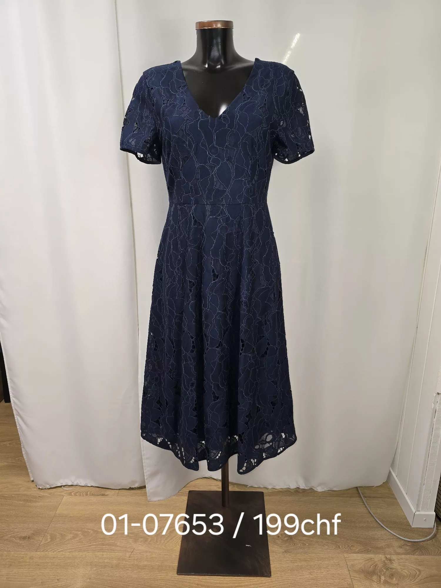 2163524 Robe