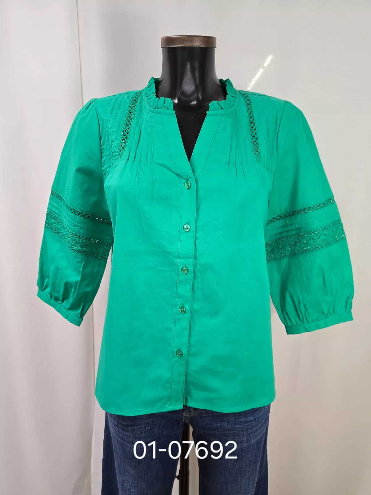 BRUNE LACE Blouse