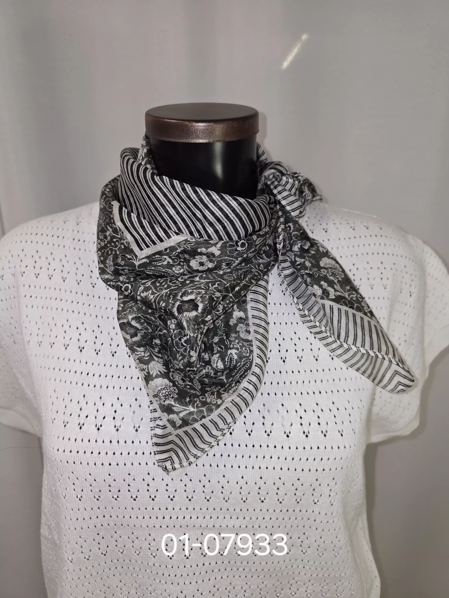 42920 Foulard