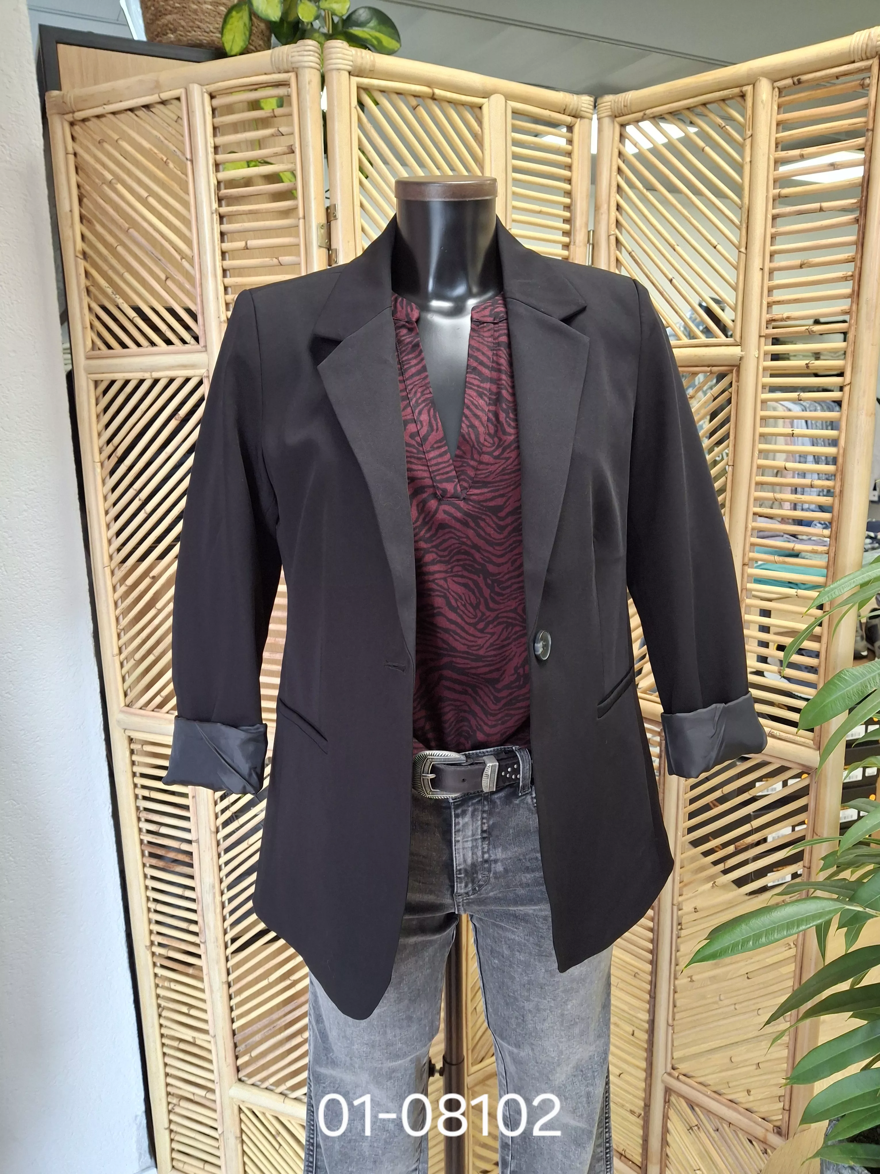 KAsakura BLazer