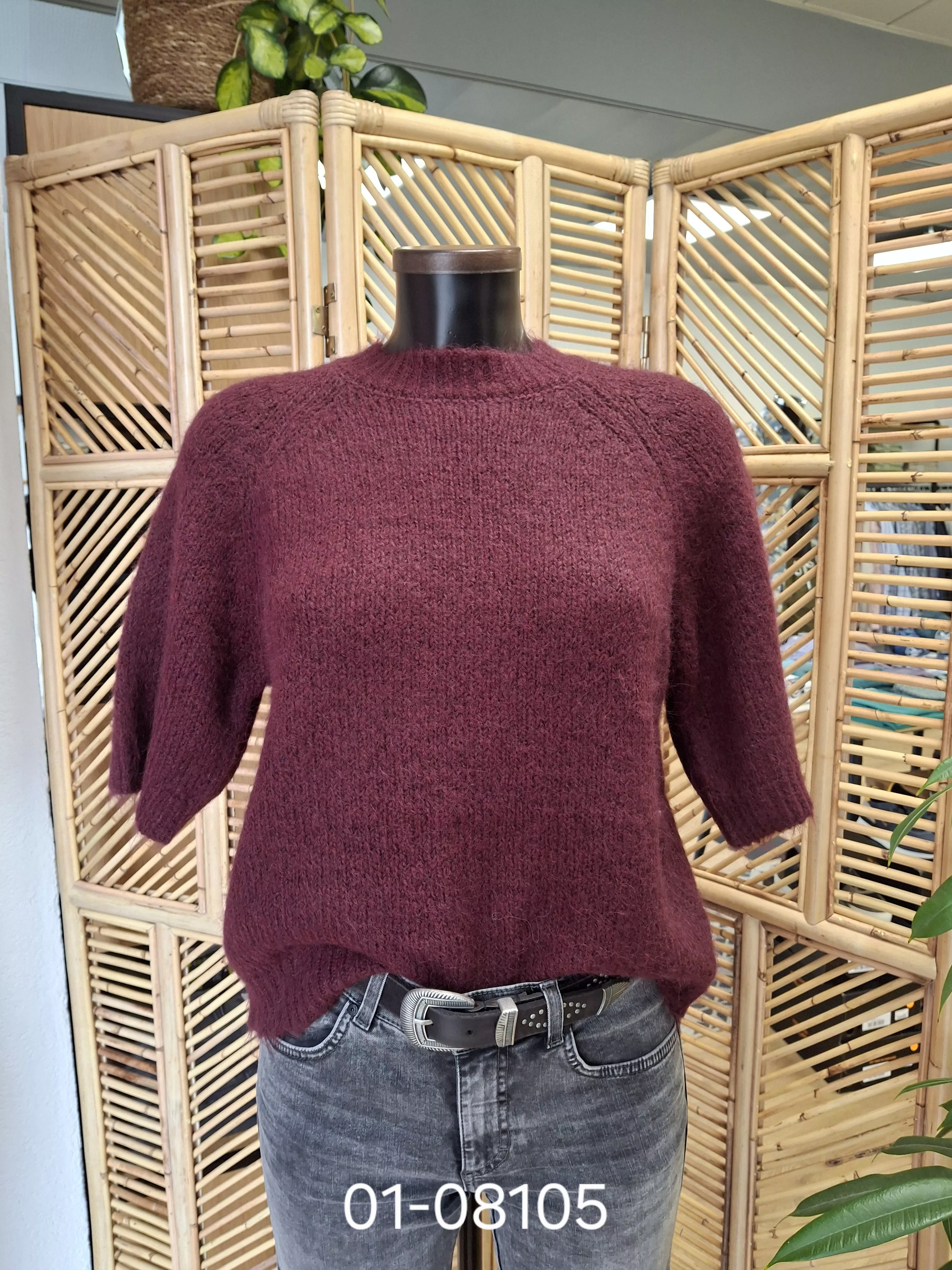 KAemilie Cropped Pull