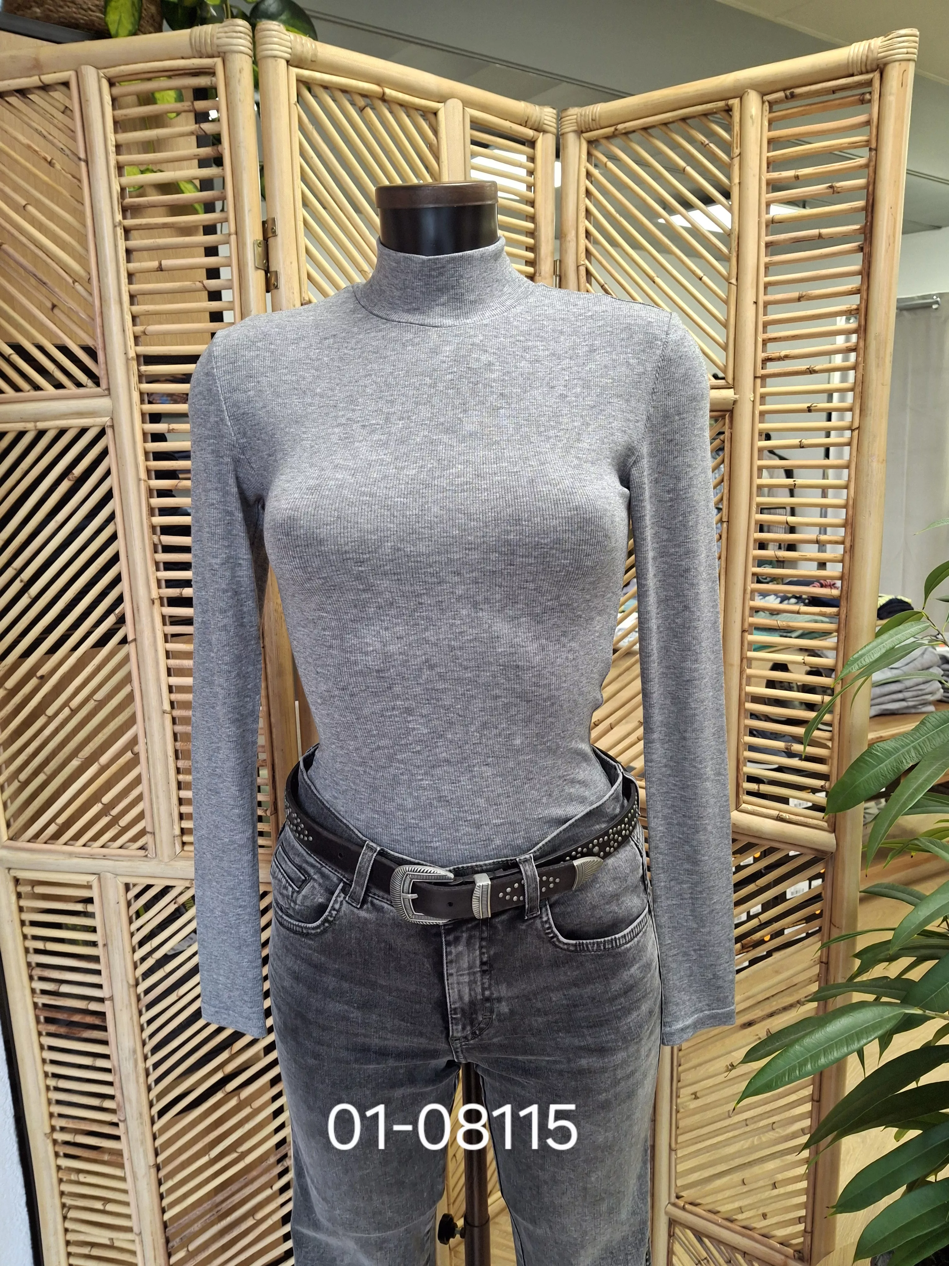 KAiben Roll neck T-Shirt