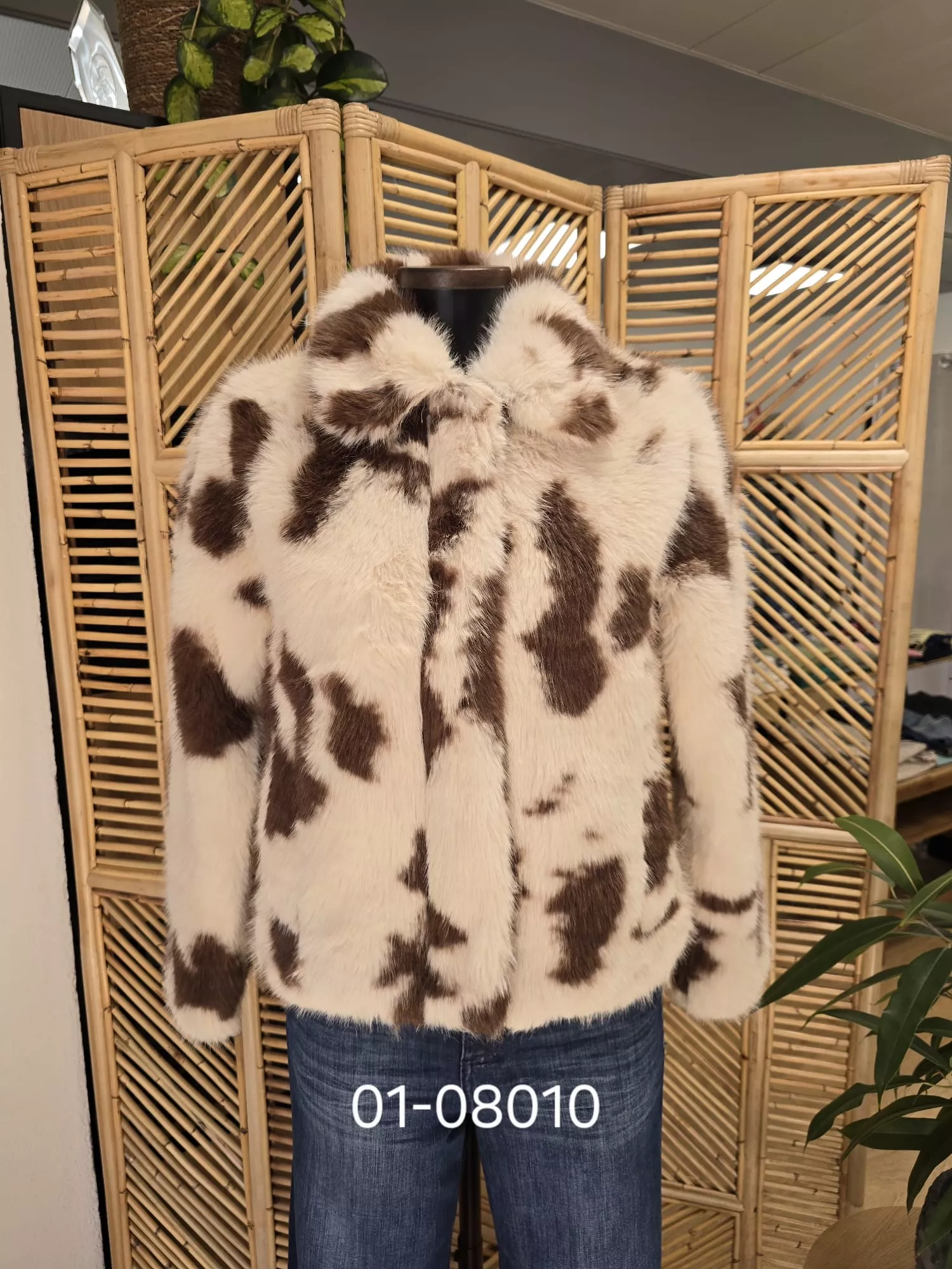 43622 Veste