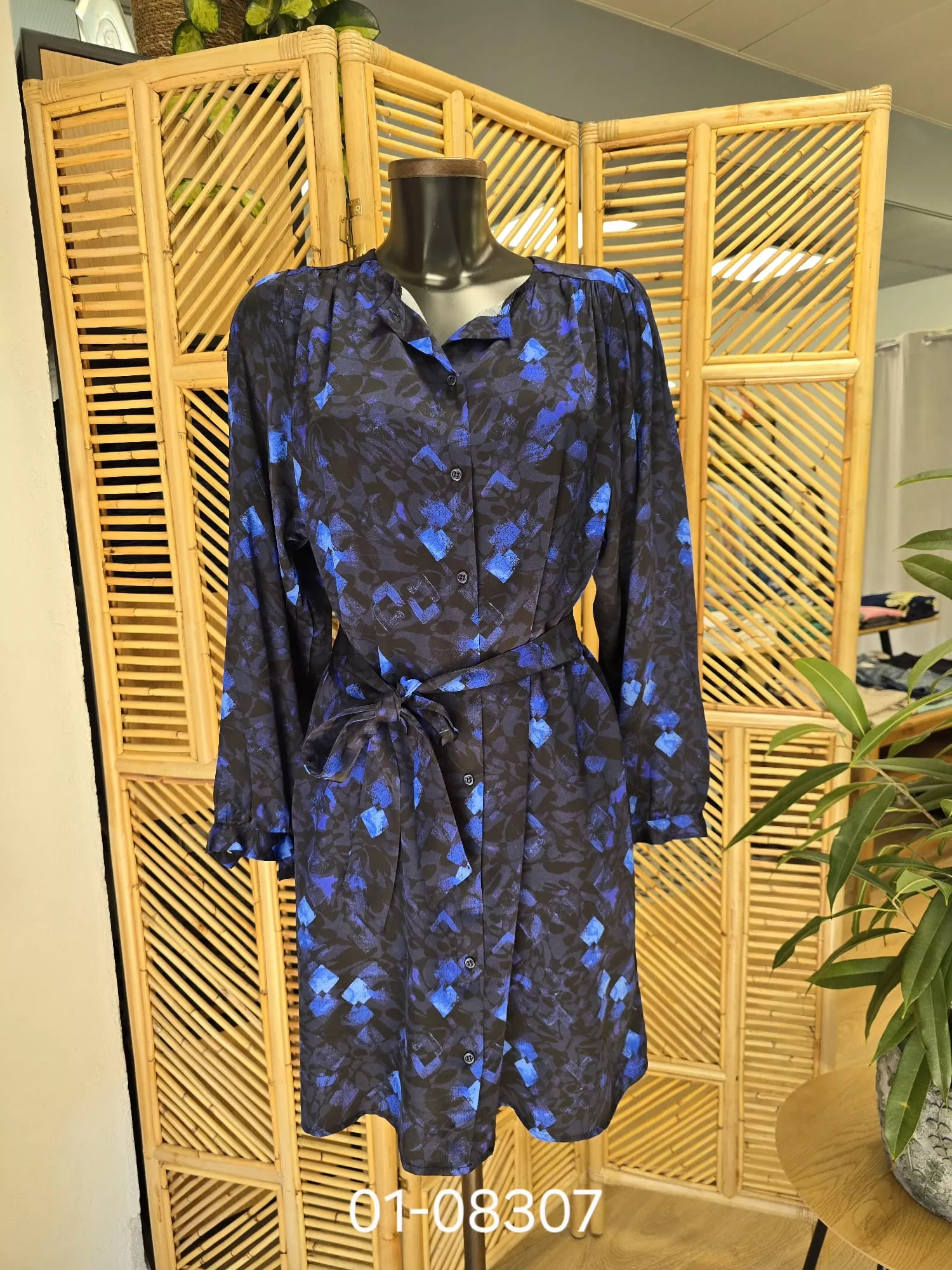 FK-RO-ROANNE-R Robe