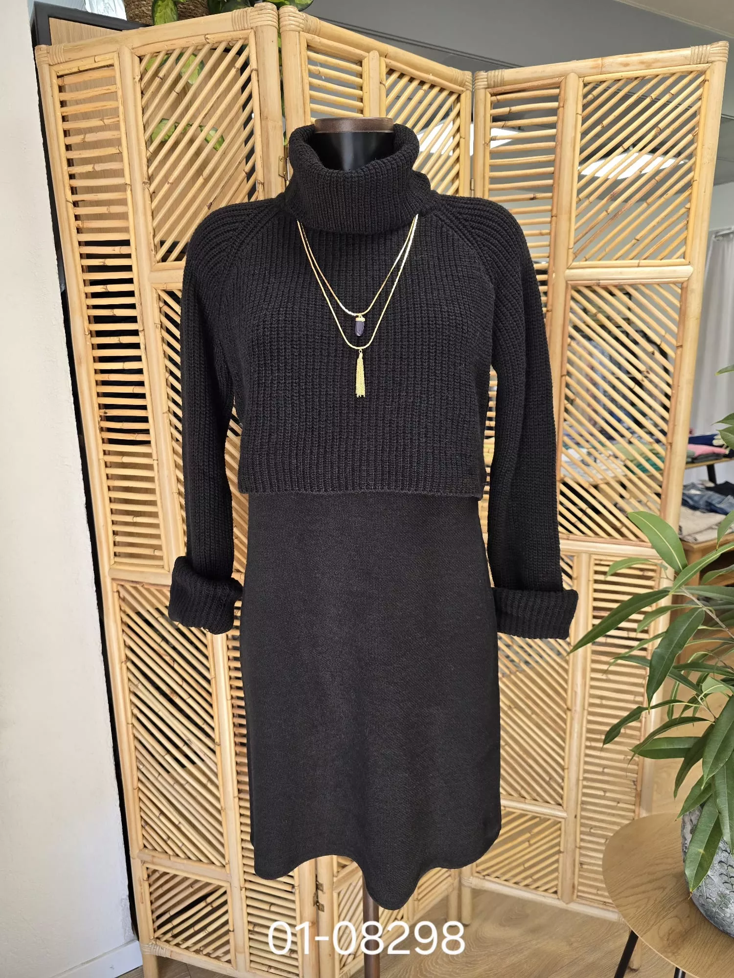 FK-RO-EXILIA Robe