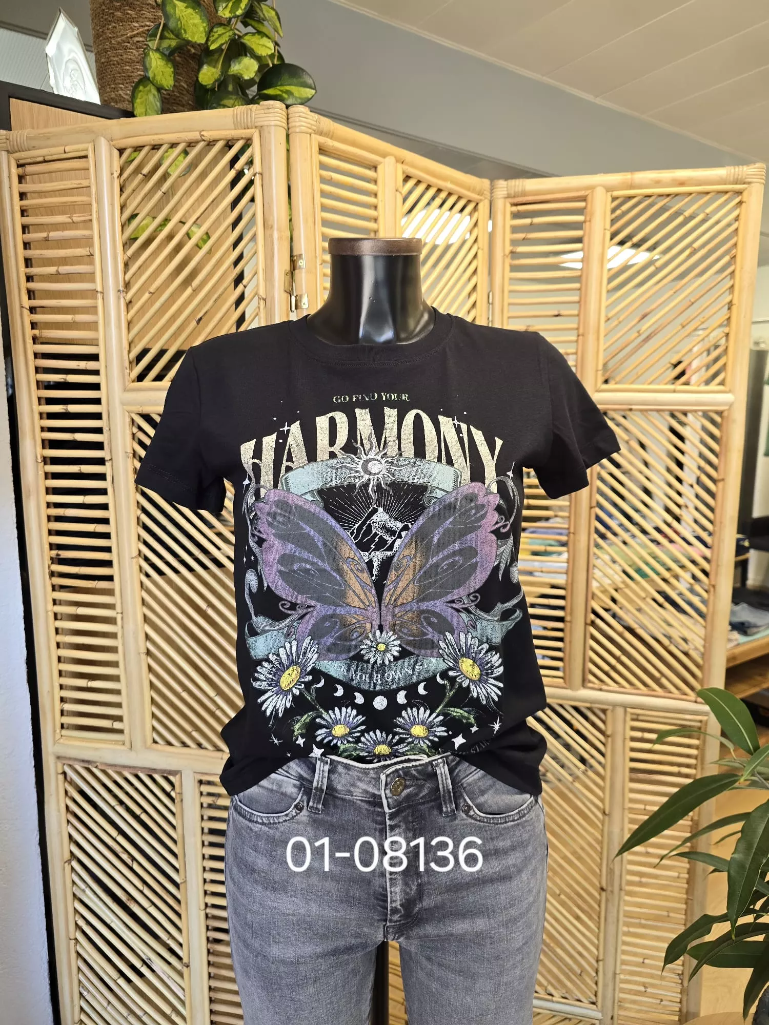 M1613420 BUTTERFLY T-Shirt