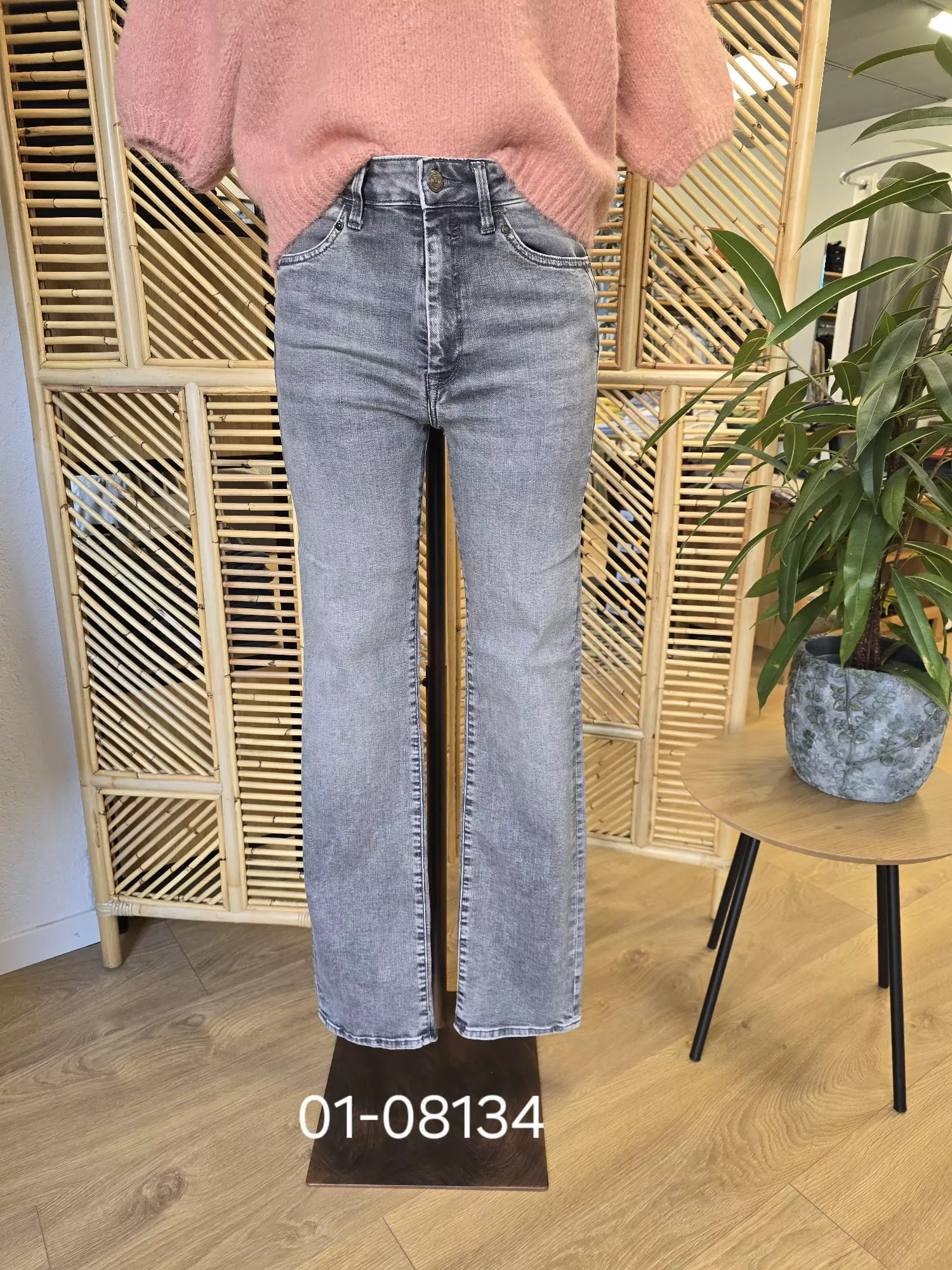 M1074690069 KENDRA