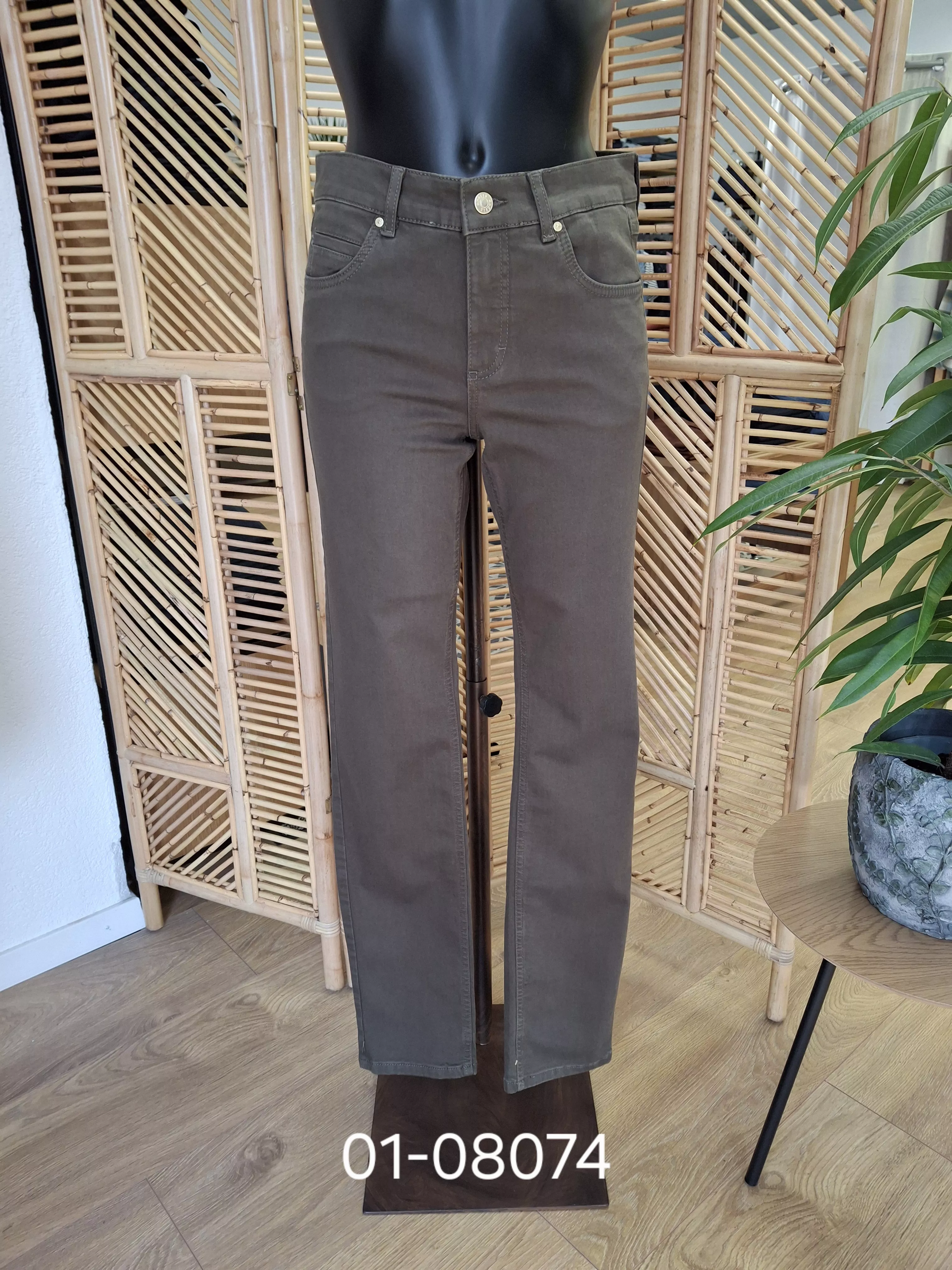 346 Cici 25-26