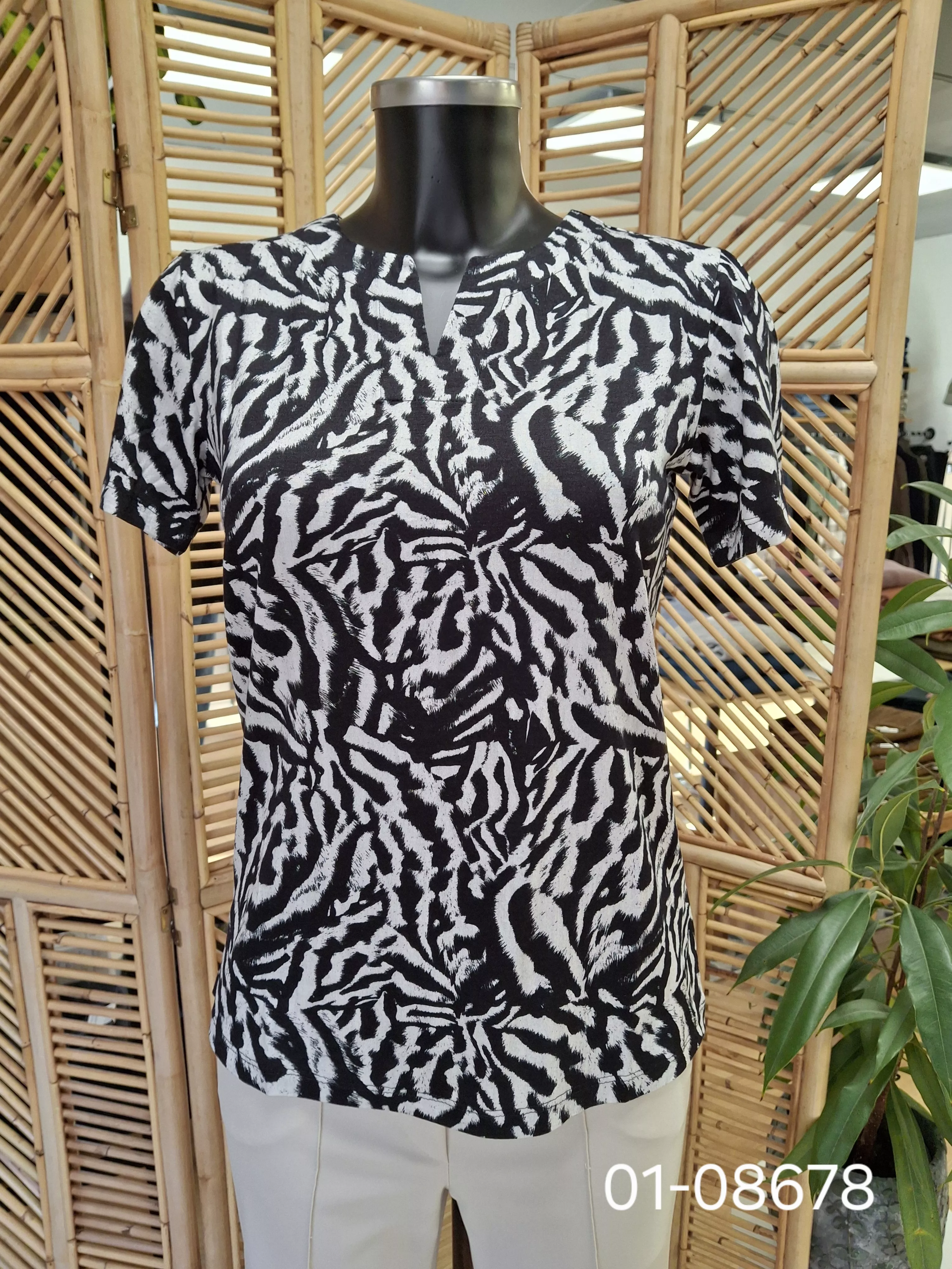 KAbella T-Shirt