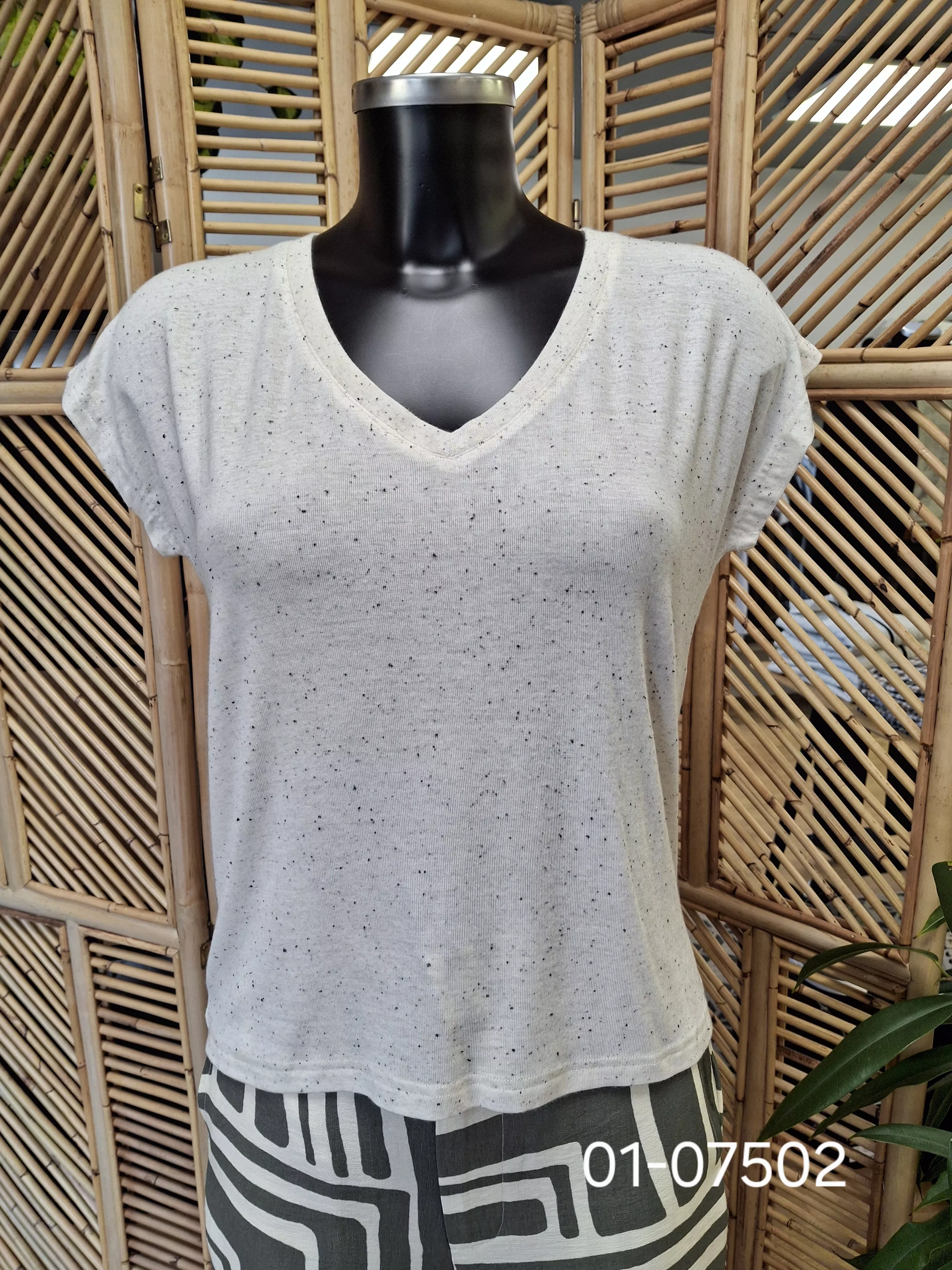 LISON T-shirt