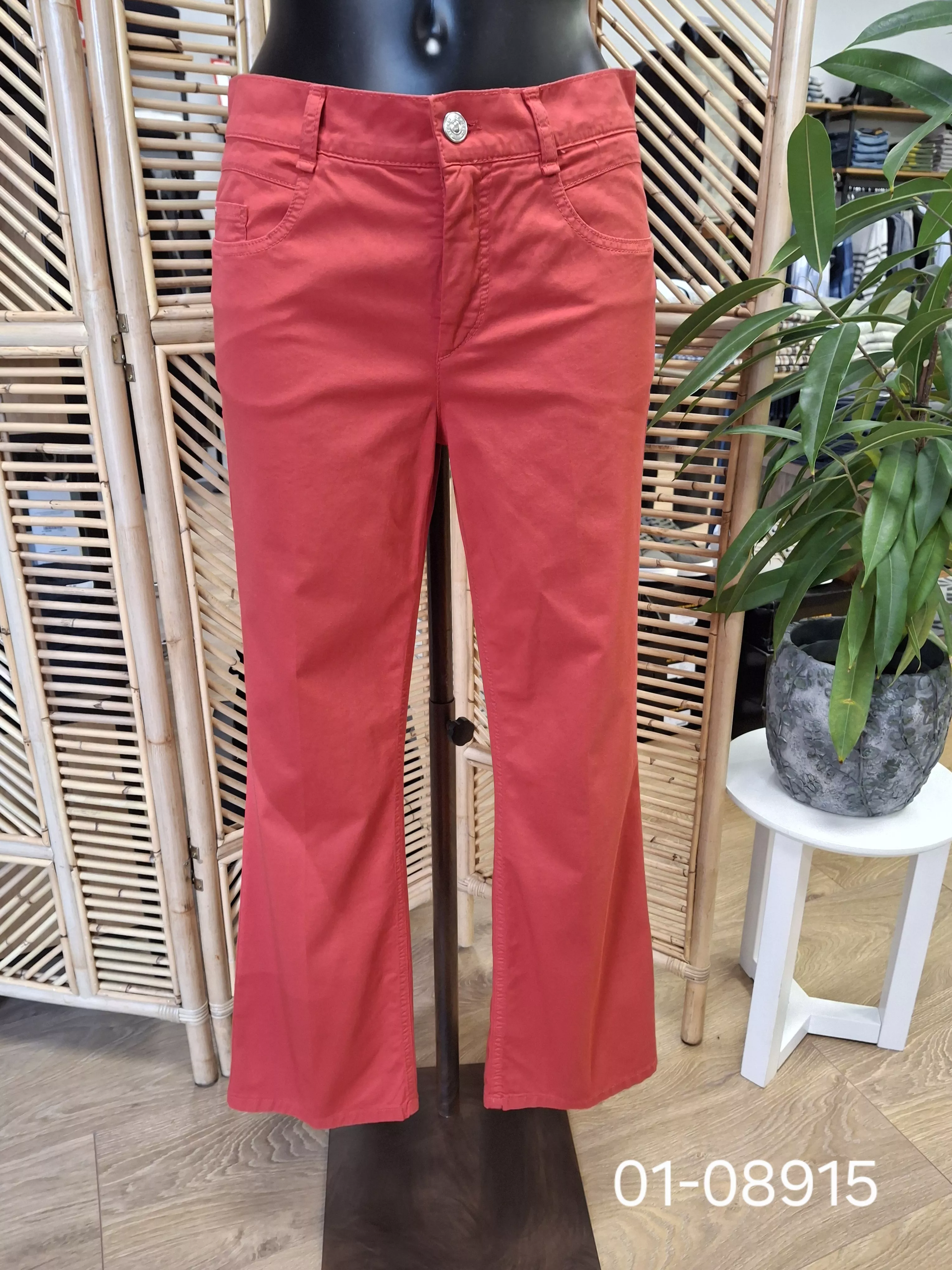 ZURI123 Pantalon