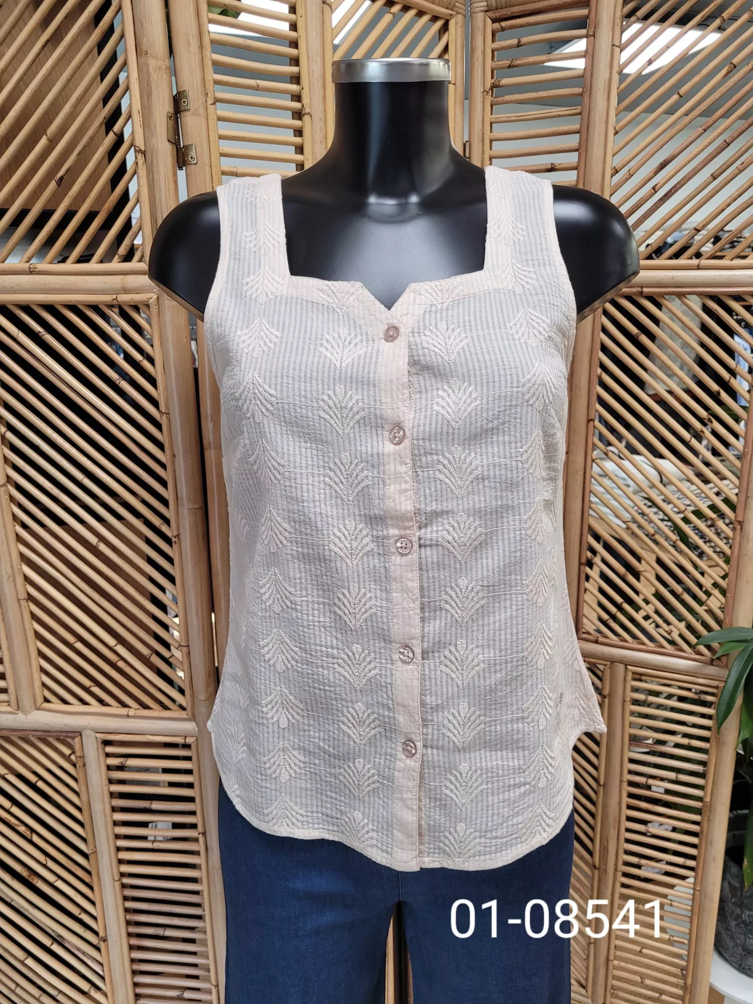 L80813 Top