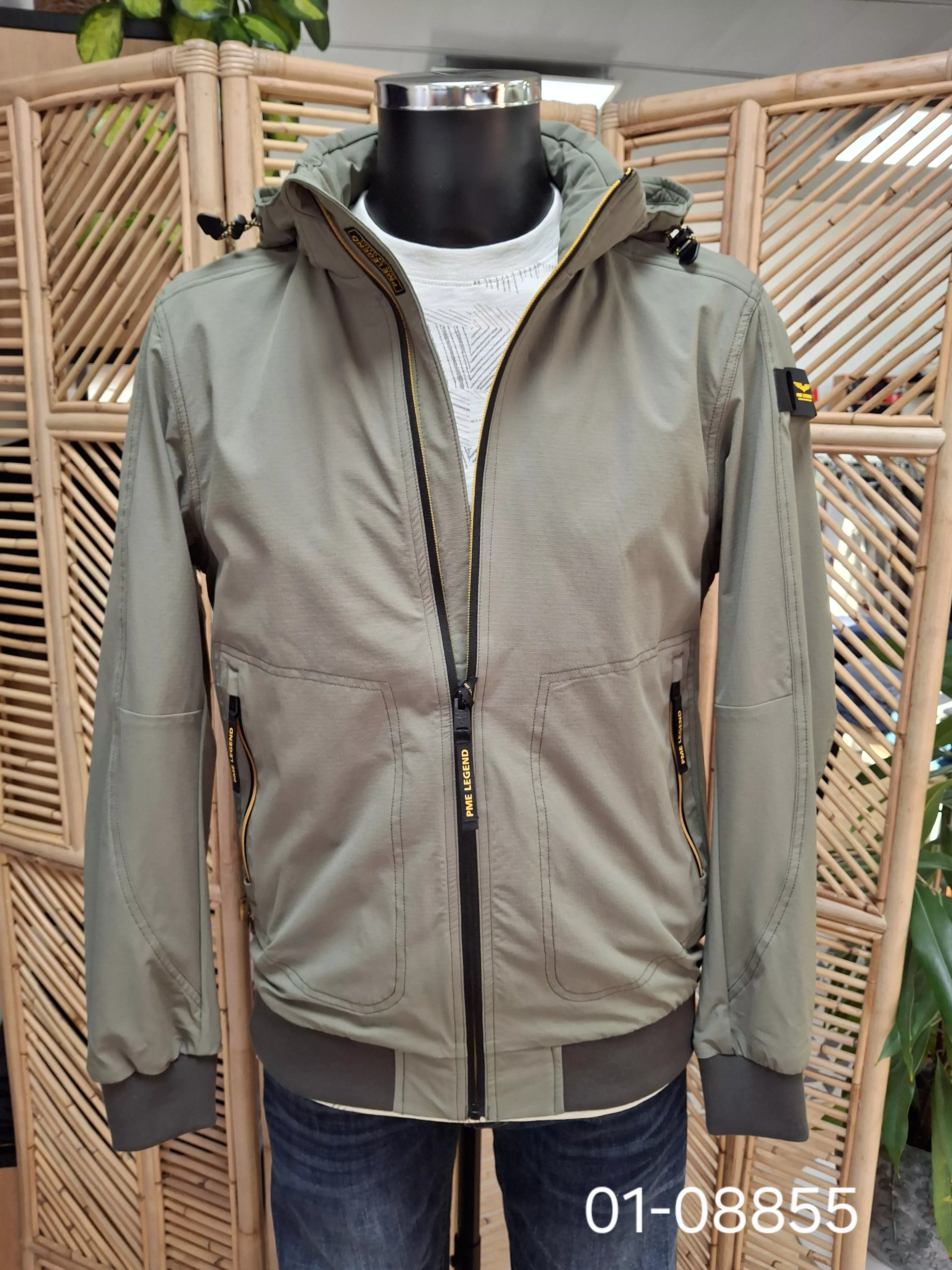 PJA2602124 Veste