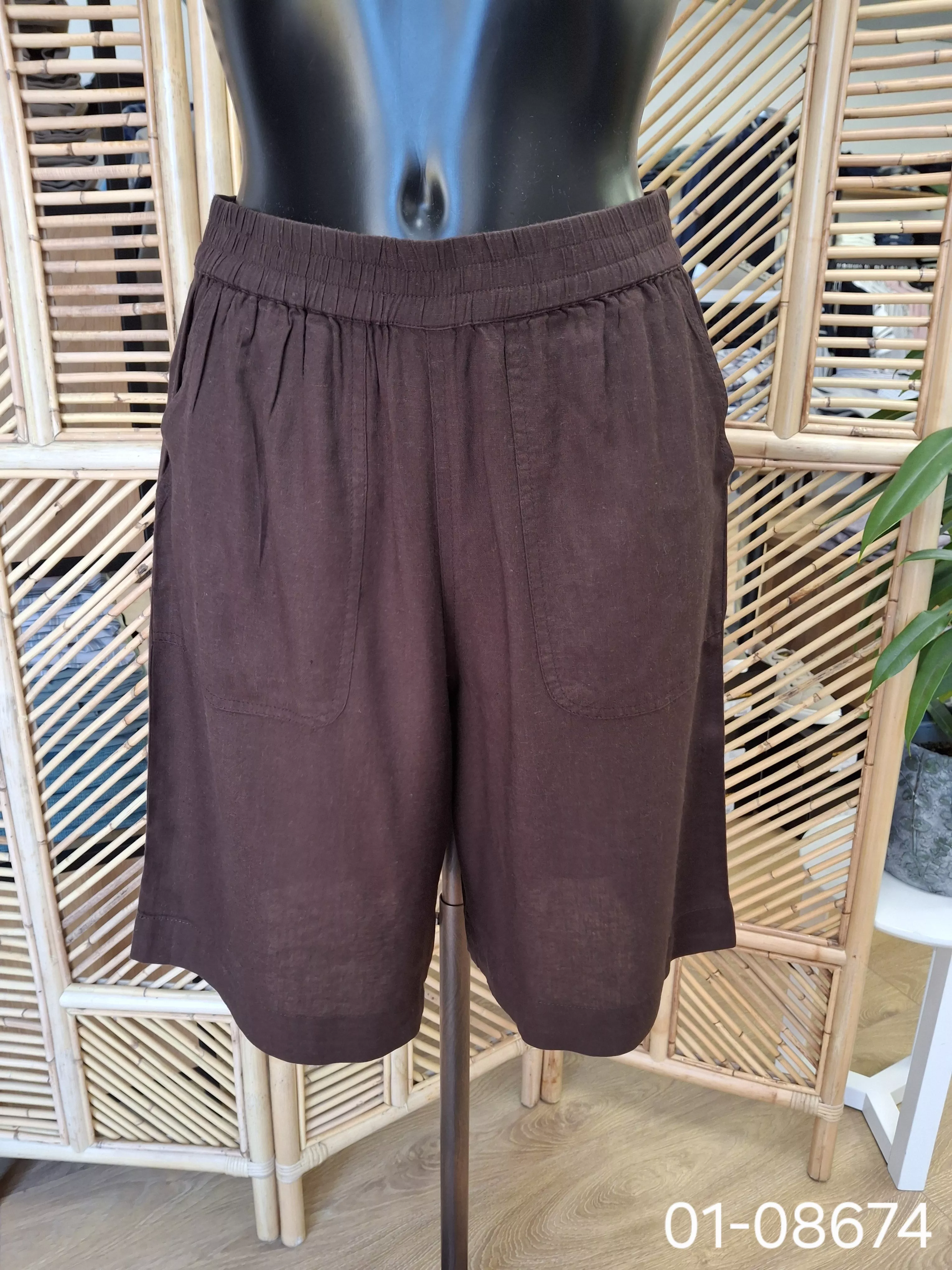 KAmilia  Short