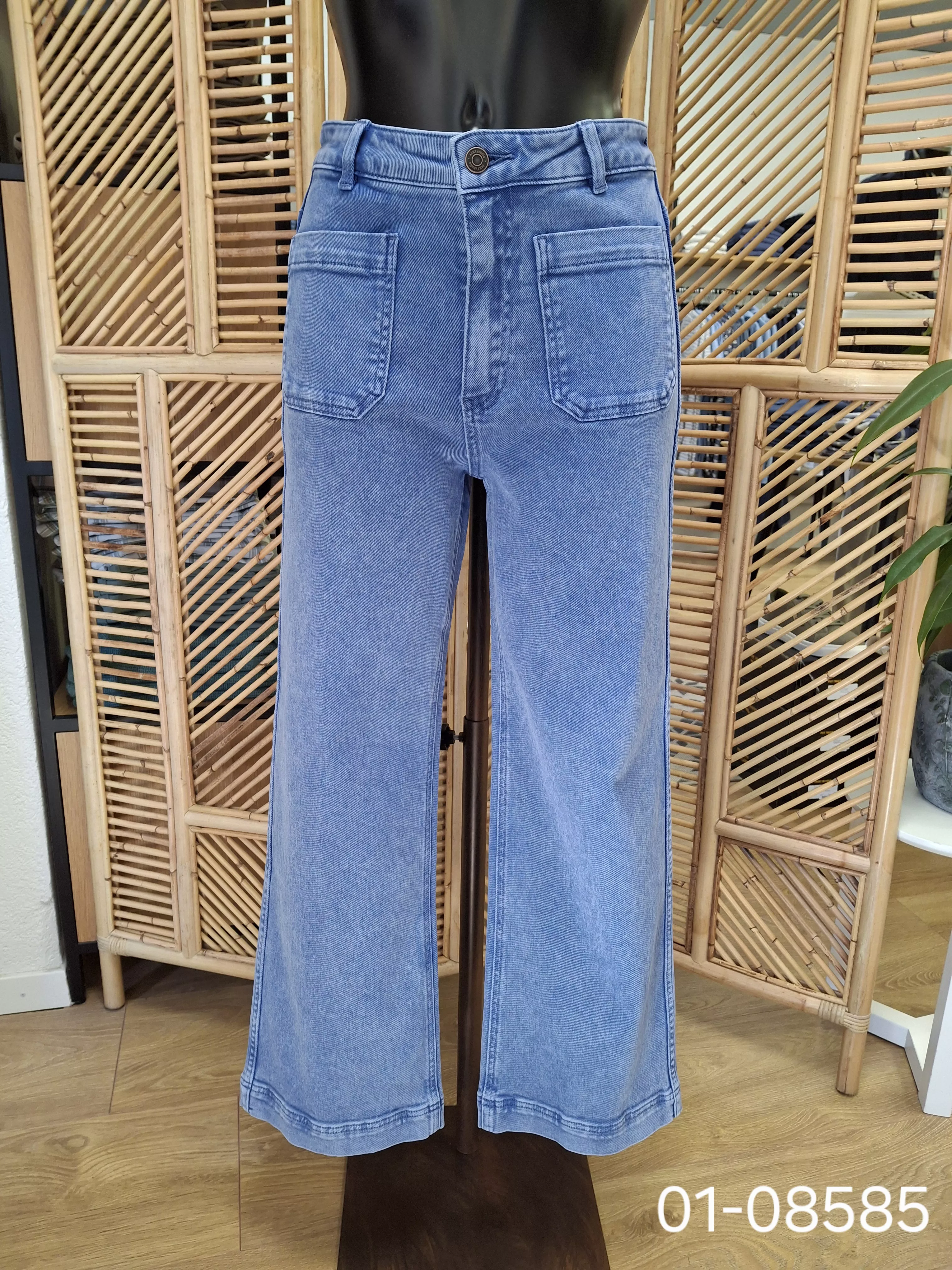 THE FRIDA PACIFIC DRILL Jean