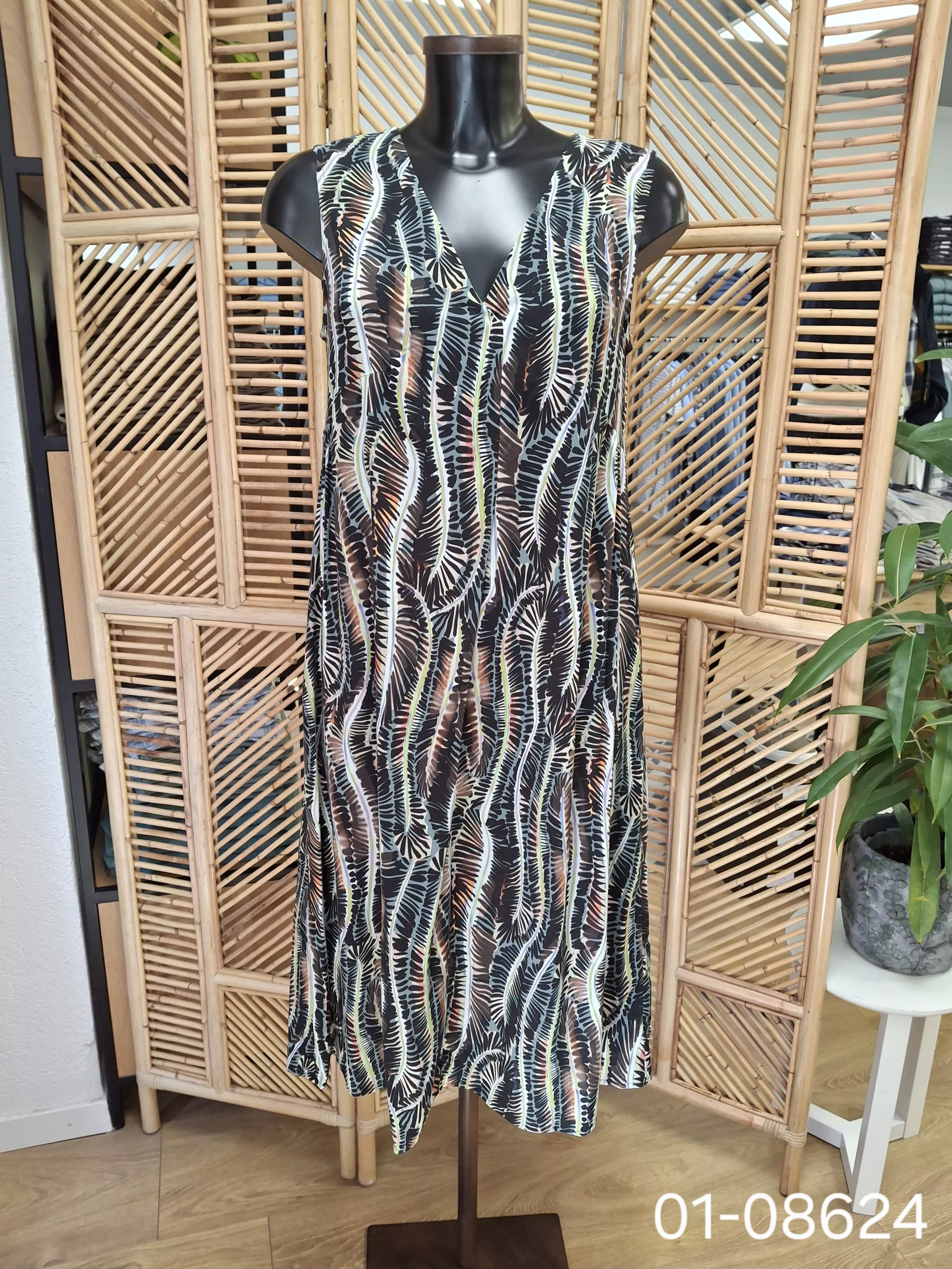 WYRA Robe